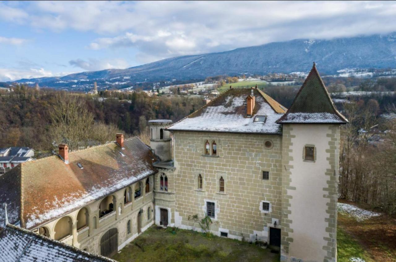 Apartmán Chateau De Montpon - Grand Logement Saint-Sylvestre  Exteriér fotografie