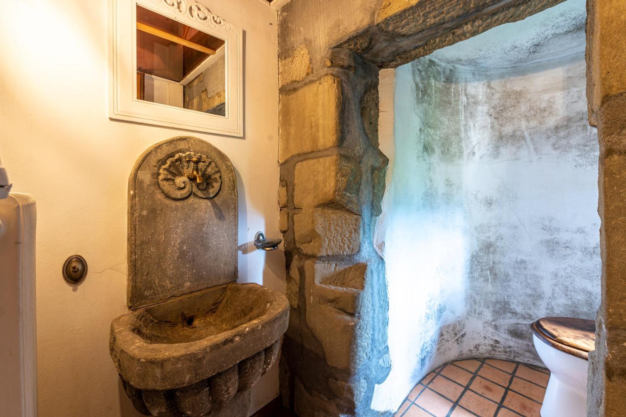 Apartmán Chateau De Montpon - Grand Logement Saint-Sylvestre  Exteriér fotografie